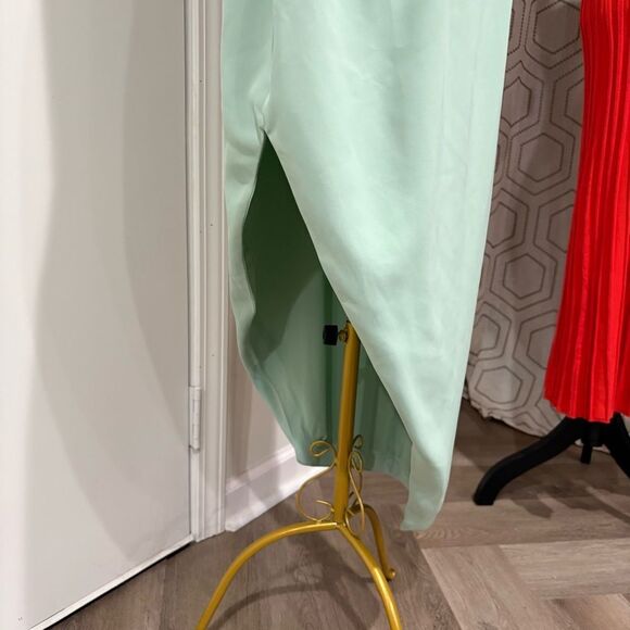 ASTR Jodie Dress Mint Size L Asymmetrical Halter Strap Low Back Keyhole Wedding - Picture 10 of 13